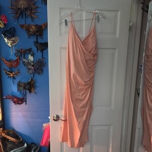 HALARA Peach Backless Dress